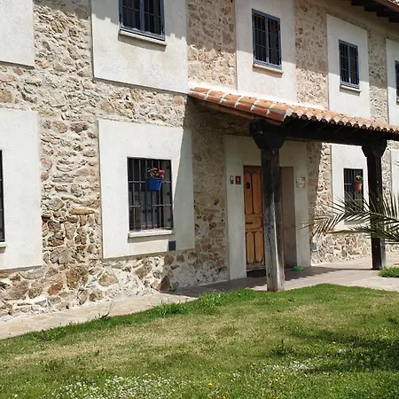 בית נופש La Carb0nera Oliva de Plasencia